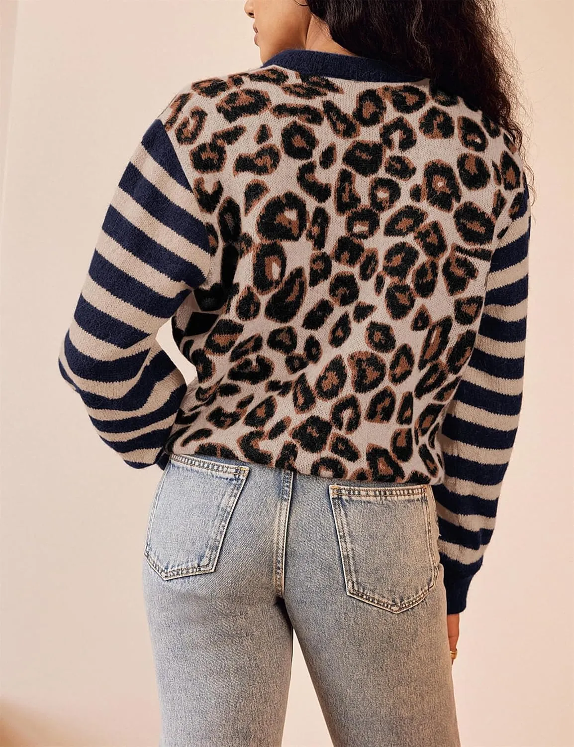 Women Leopard Cardigan Long Sleeve Button Down Sweaters Y2K Open Front Knit Printed Cropped Cardigans Streetwear